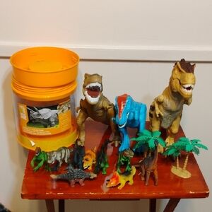 Dinosaur Playset with Orange Bucket